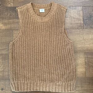 Abercrombie & Fitch Tan Sleeveless Sweater
